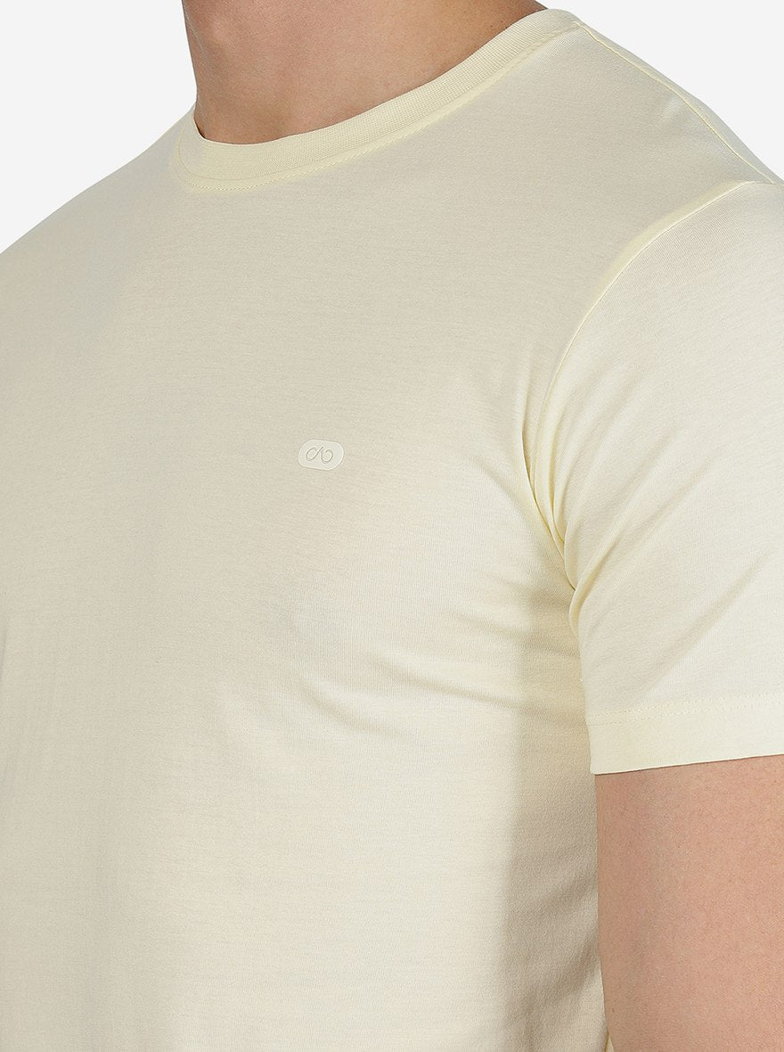 Light Yellow Solid Slim Fit T-Shirt | pehervi