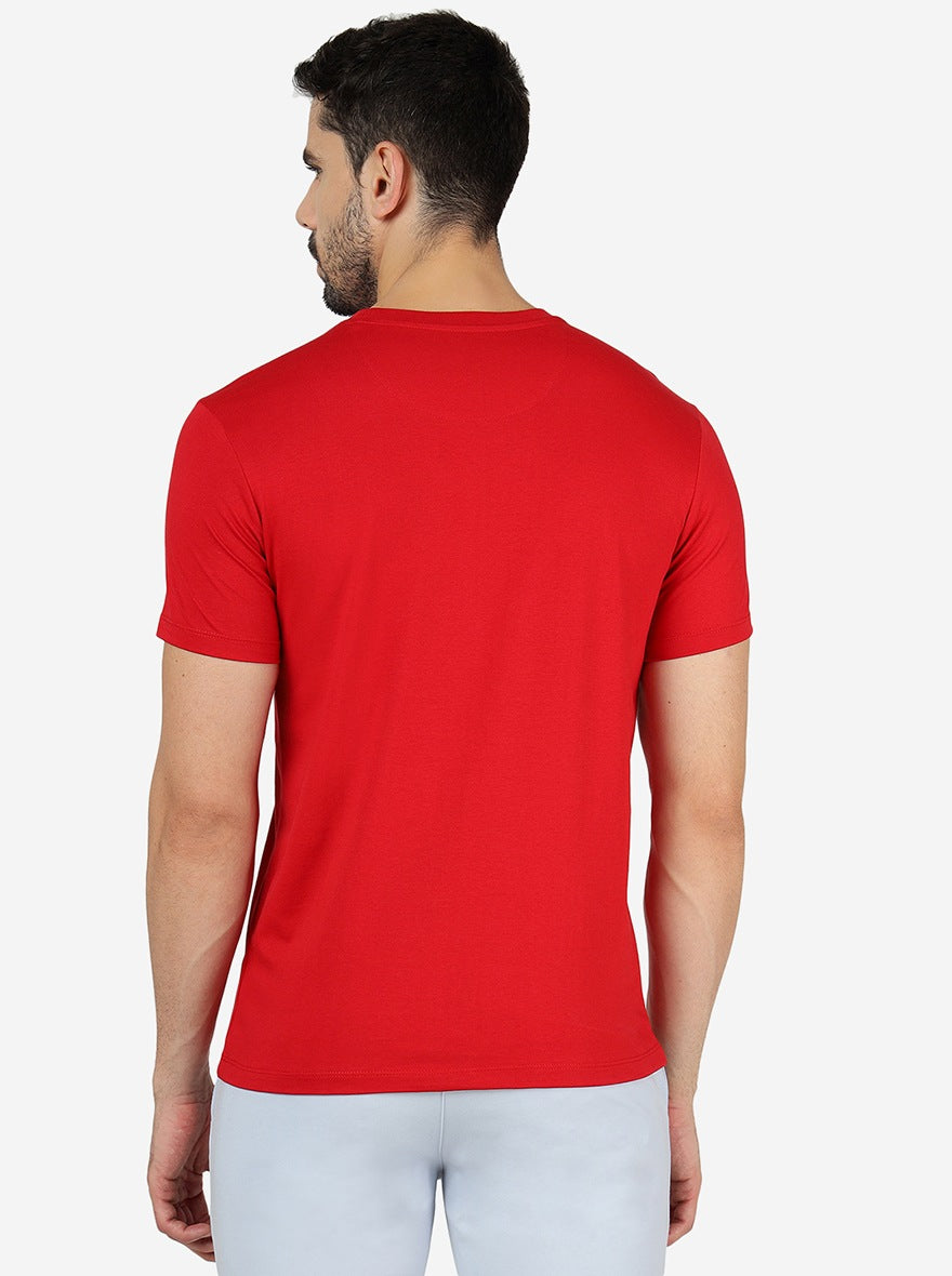 Red Solid Slim Fit T-Shirt | pehervi