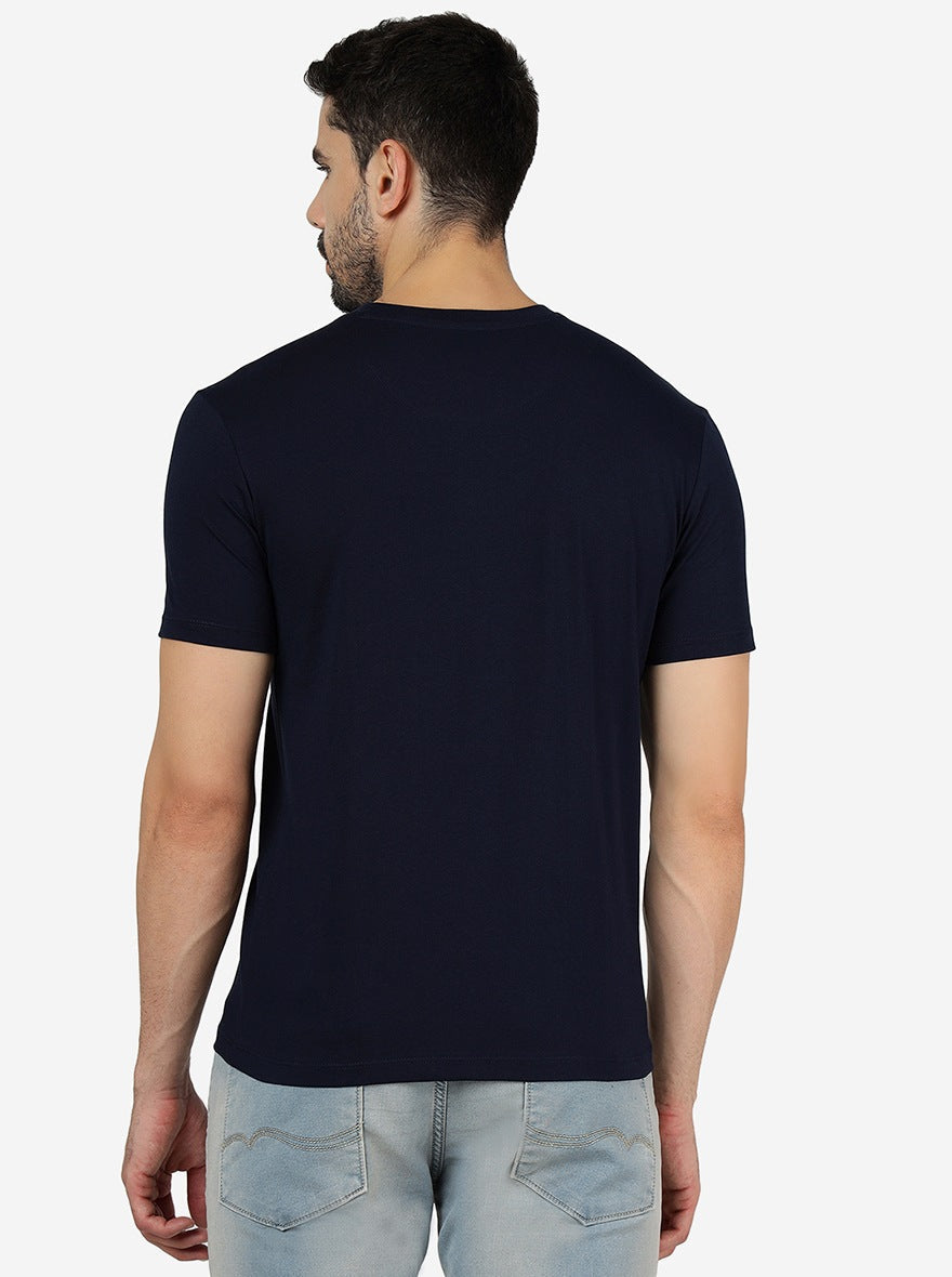 Navy Blue Solid Slim Fit T-Shirt | pehervi