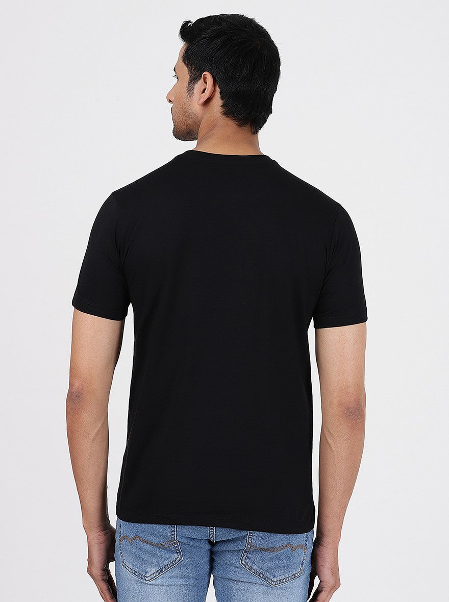 Black Solid Slim Fit T-Shirt | pehervi