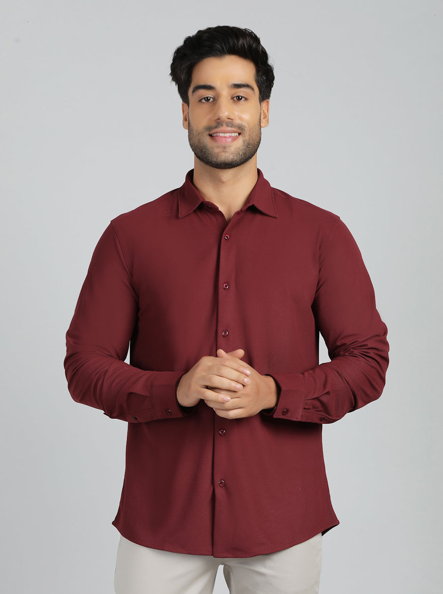 Maroon Solid Slim Fit Casual Shirt | pehervi