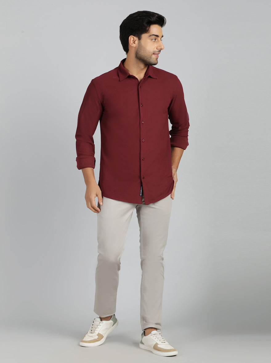 Maroon Solid Slim Fit Casual Shirt | pehervi