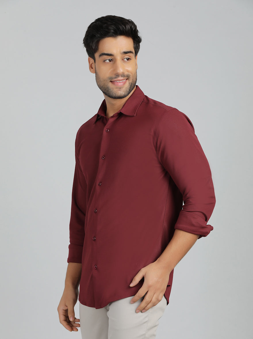 Maroon Solid Slim Fit Casual Shirt | pehervi