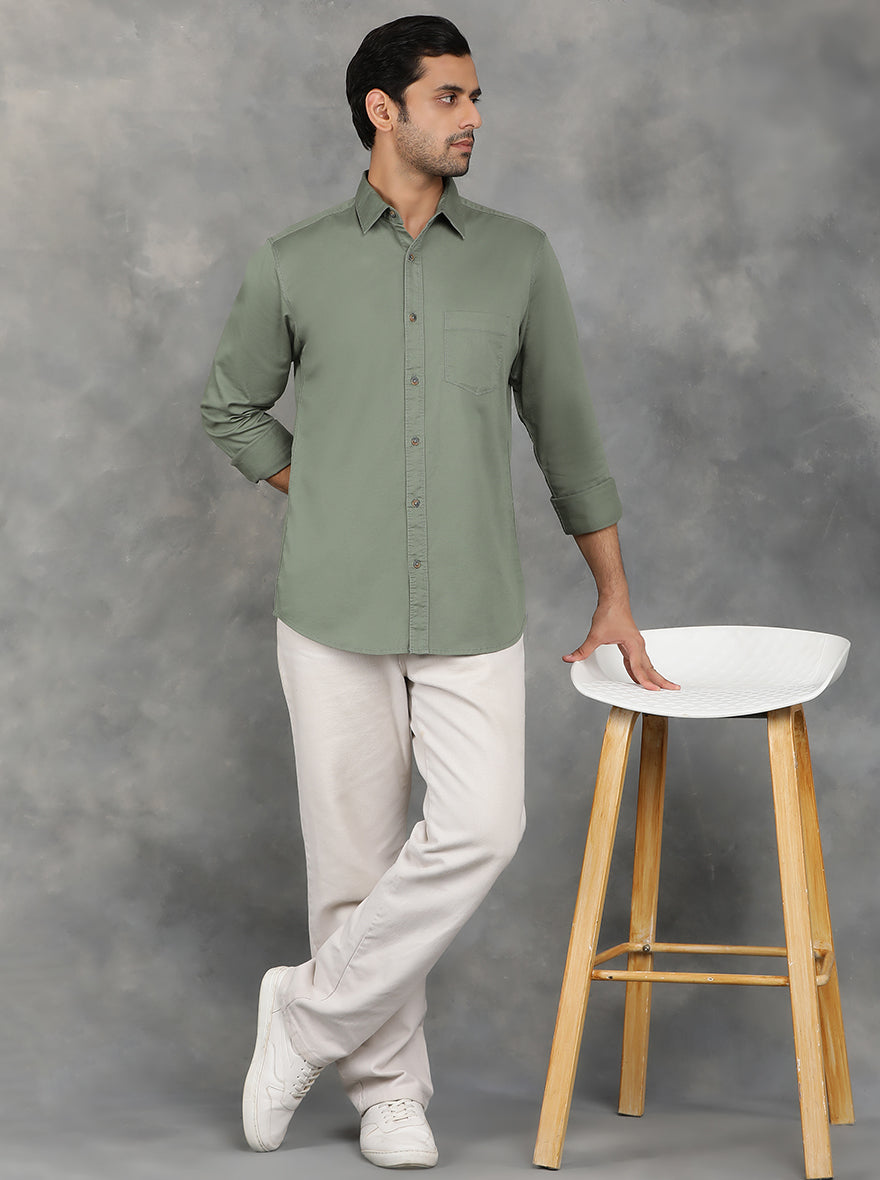 Olive Green Solid Slim Fit Casual Shirt | pehervi