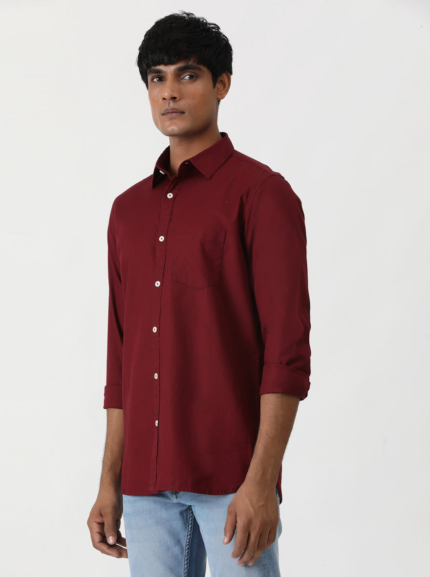 Maroon Solid Slim Fit Casual Shirt | pehervi