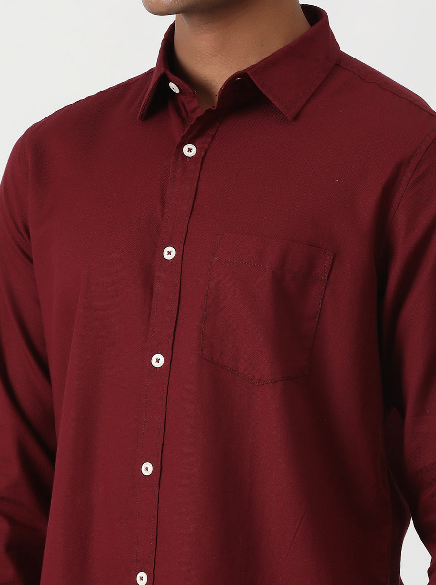 Maroon Solid Slim Fit Casual Shirt | pehervi