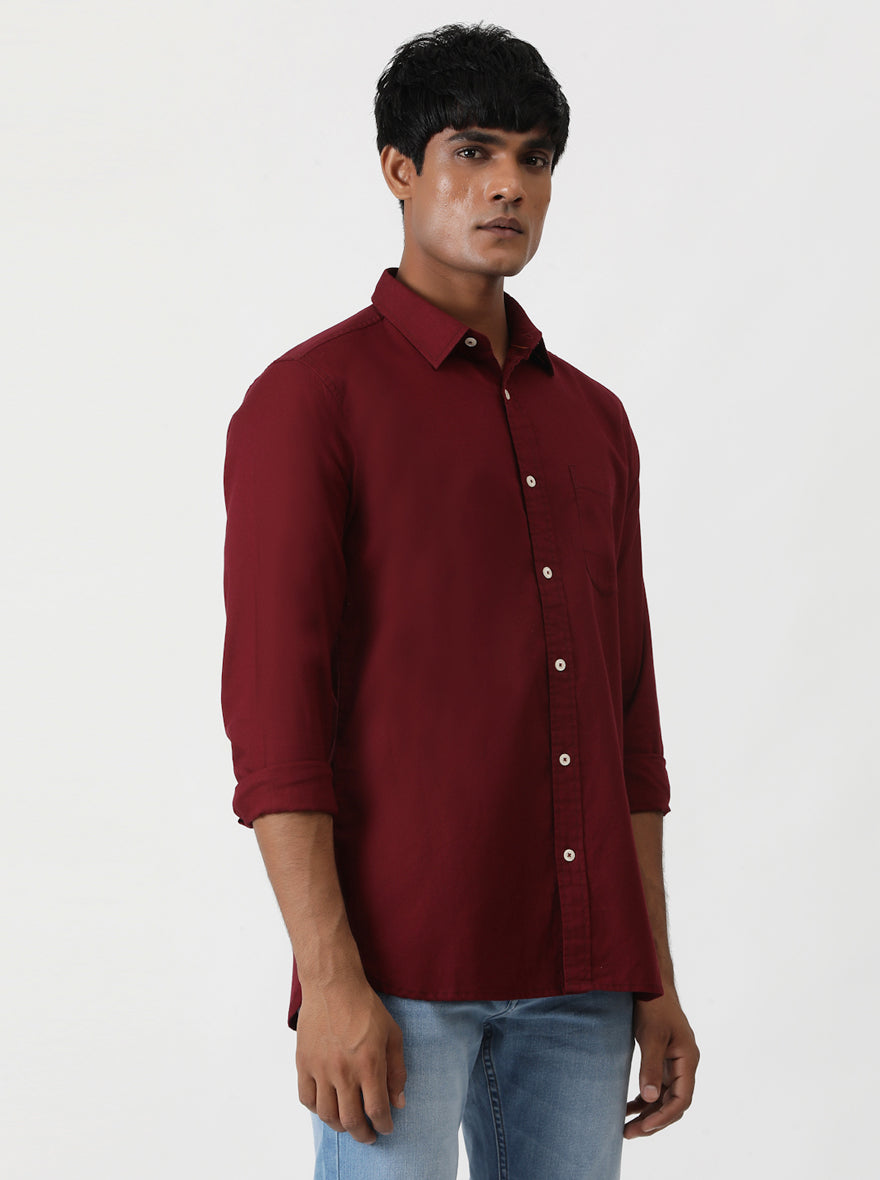 Maroon Solid Slim Fit Casual Shirt | pehervi