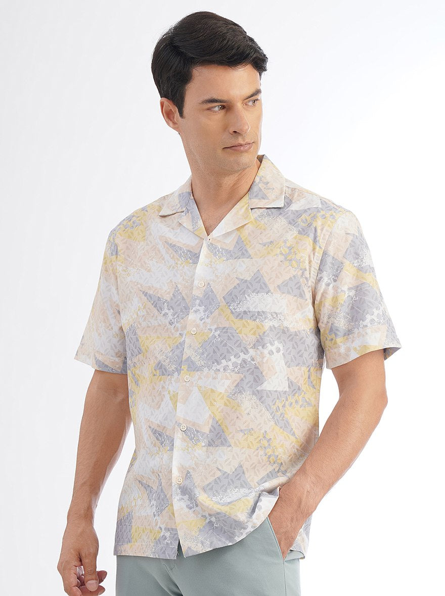 Light Yellow Printed Slim Fit Casual Shirt | pehervi