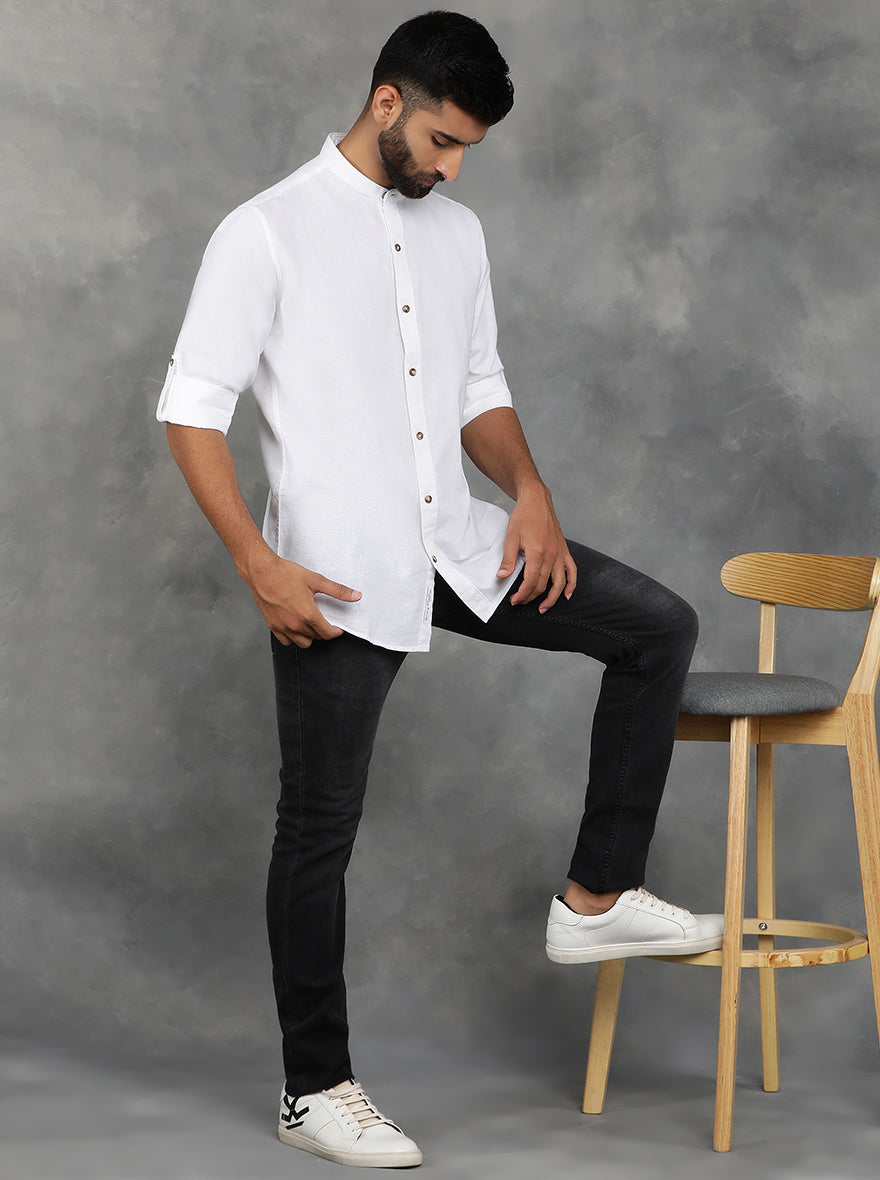 White Solid Slim Fit Casual Shirt | pehervi