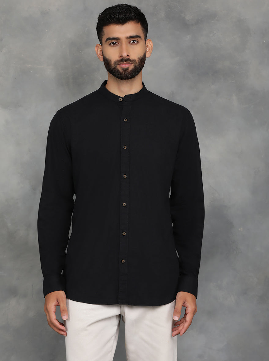 Black Solid Slim Fit Casual Shirt | pehervi