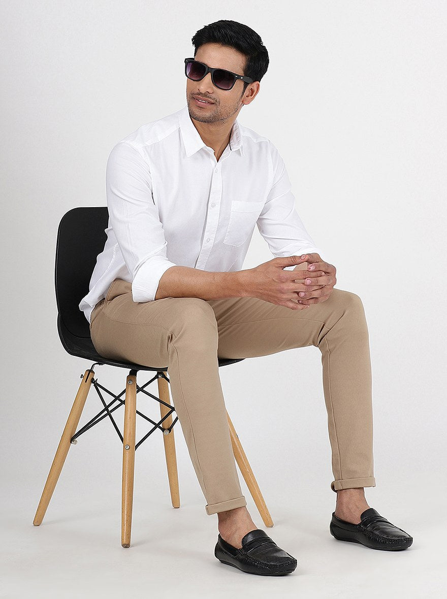 White Solid Smart Fit Semi Casual Shirt | Pehervi