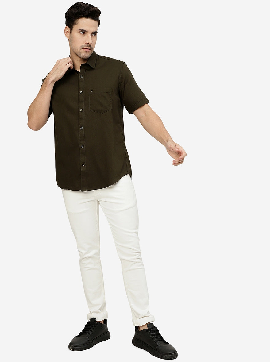 Olive Solid Smart Fit Semi Casual Shirt | Pehervi