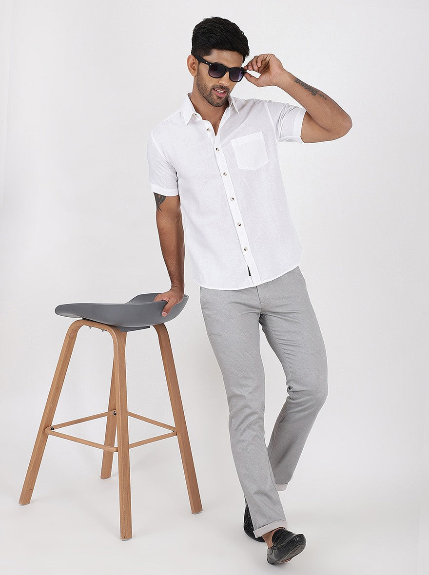 White Solid Slim Fit Casual Shirt | pehervi