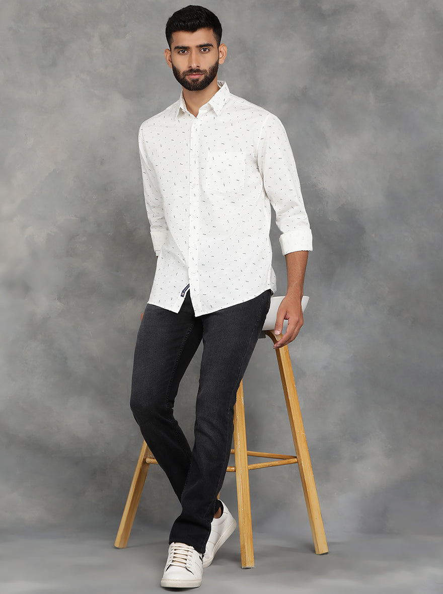 Off White Printed Slim Fit Casual Shirt | pehervi