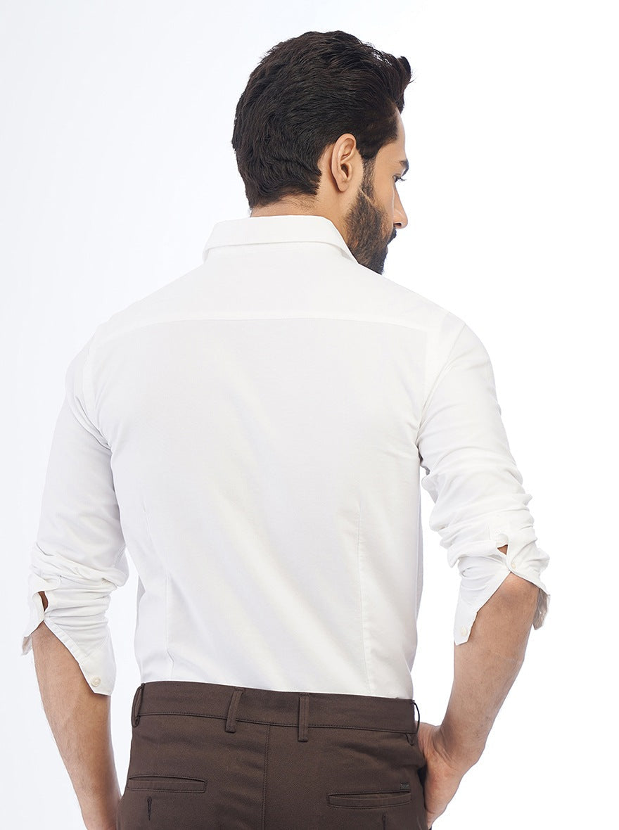 White Solid Slim Fit Casual Shirt | pehervi