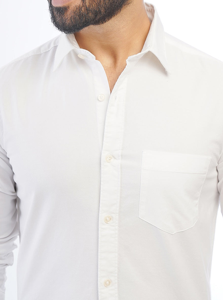 White Solid Slim Fit Casual Shirt | pehervi