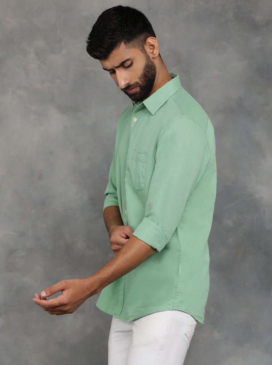 Green Solid Slim Fit Casual Shirt | pehervi