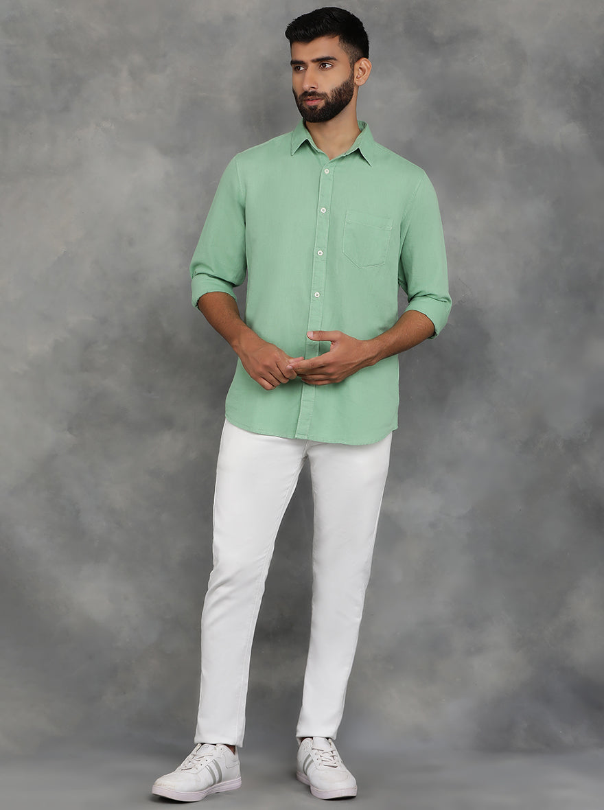 Green Solid Slim Fit Casual Shirt | pehervi