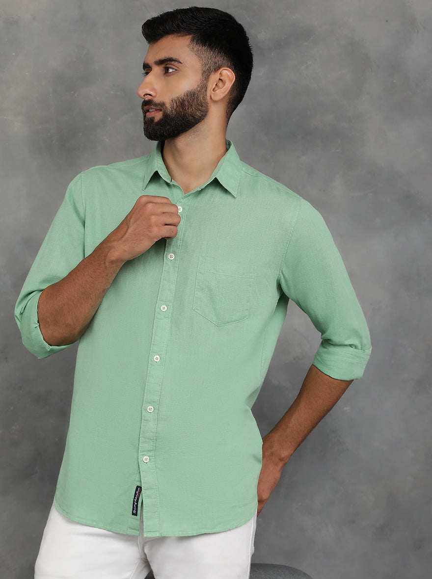 Green Solid Slim Fit Casual Shirt | pehervi