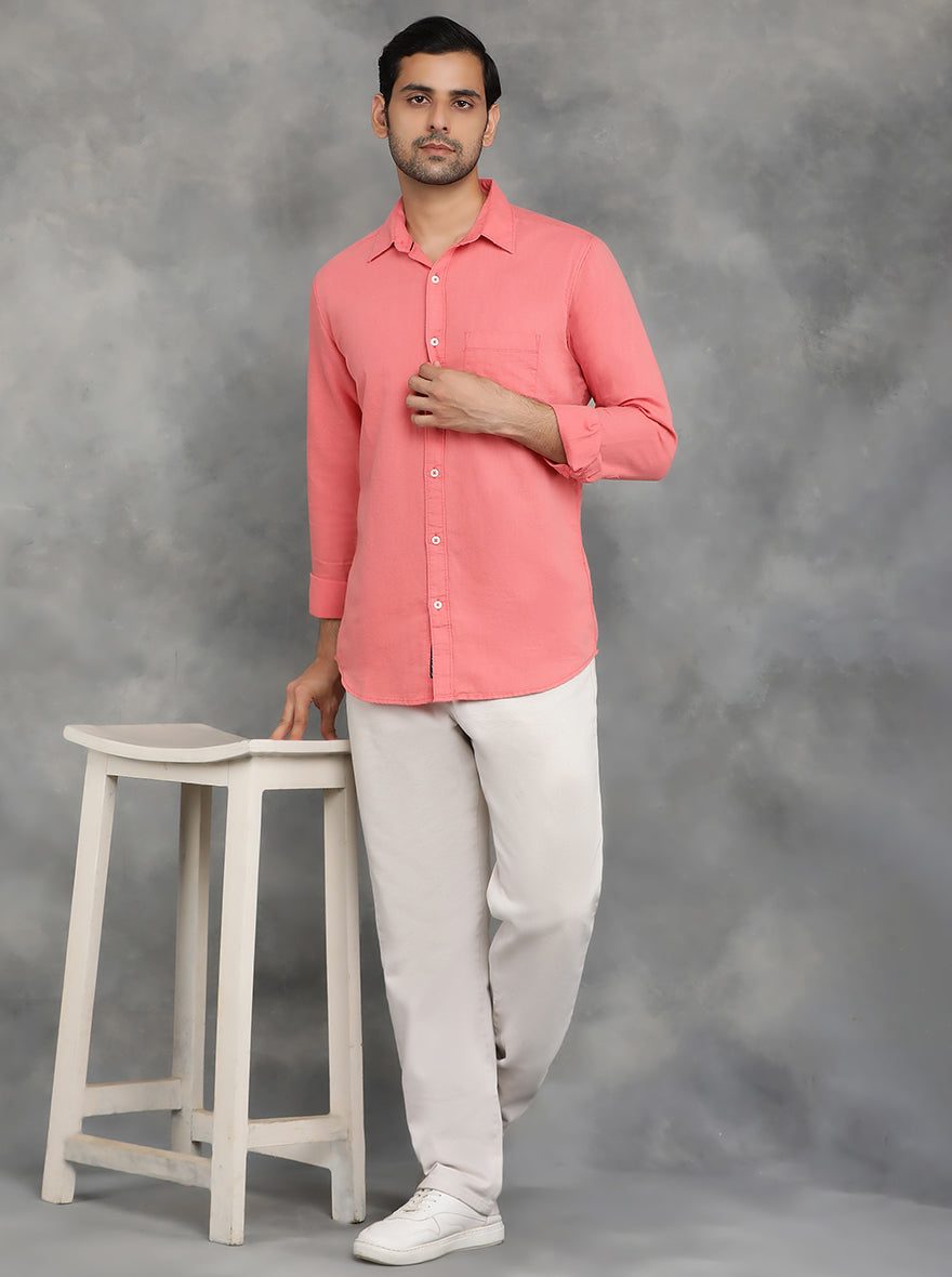Coral Pink Solid Slim Fit Casual Shirt | pehervi