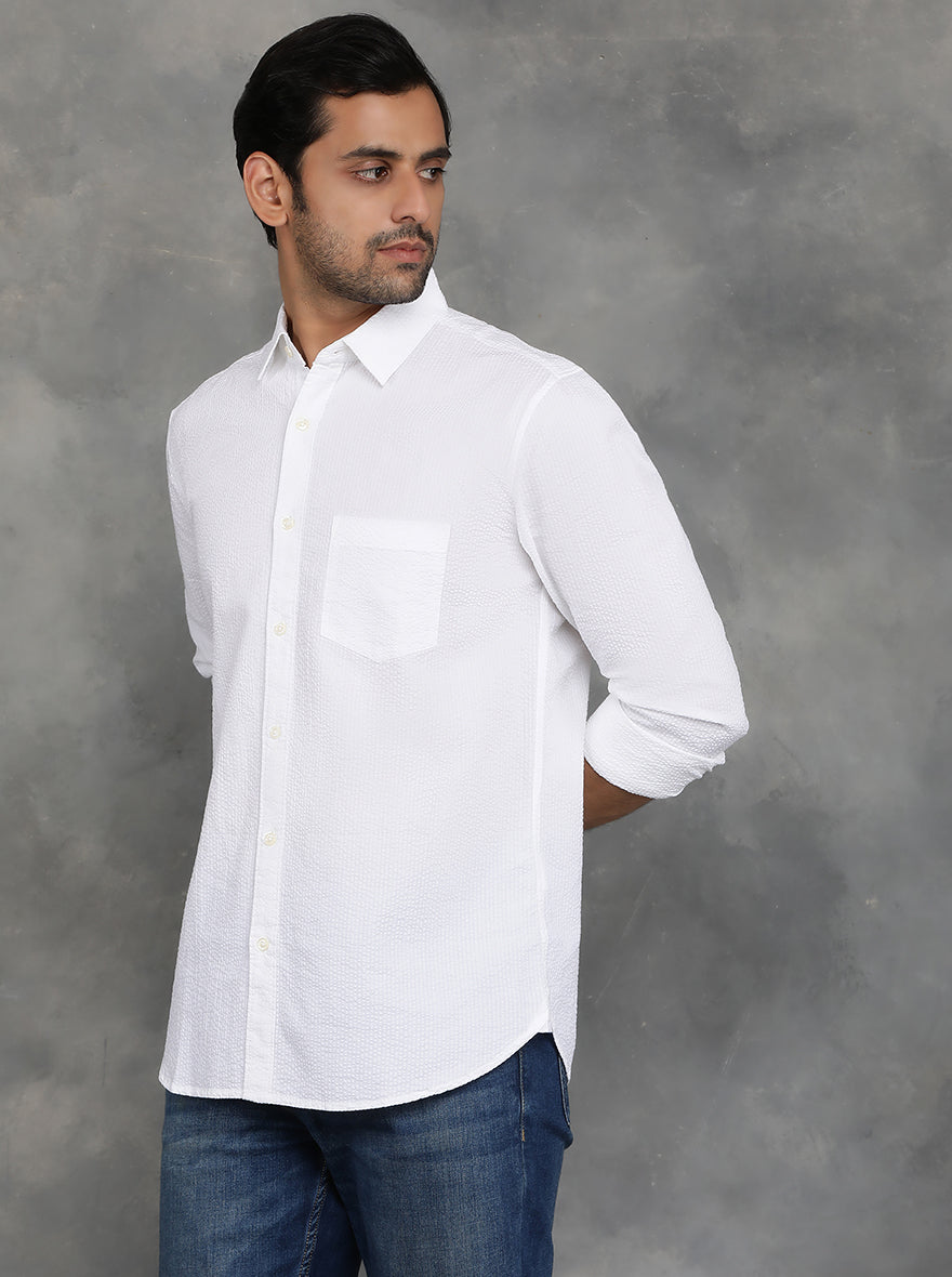 White Solid Slim Fit Casual Shirt | pehervi
