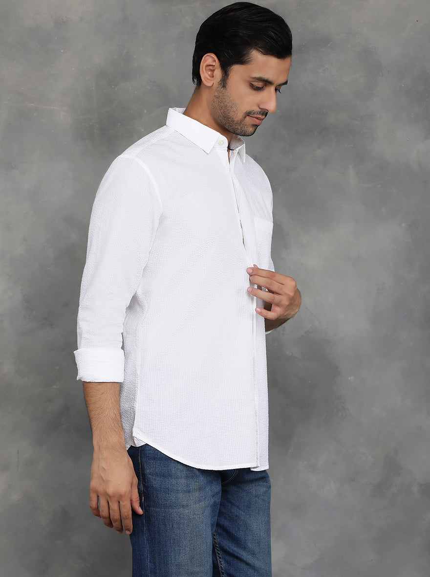 White Solid Slim Fit Casual Shirt | pehervi