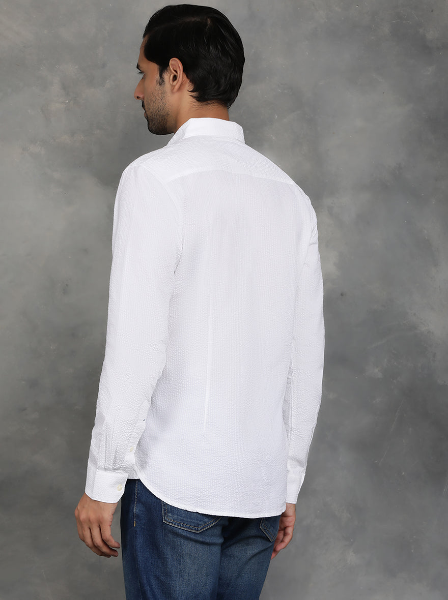 White Solid Slim Fit Casual Shirt | pehervi
