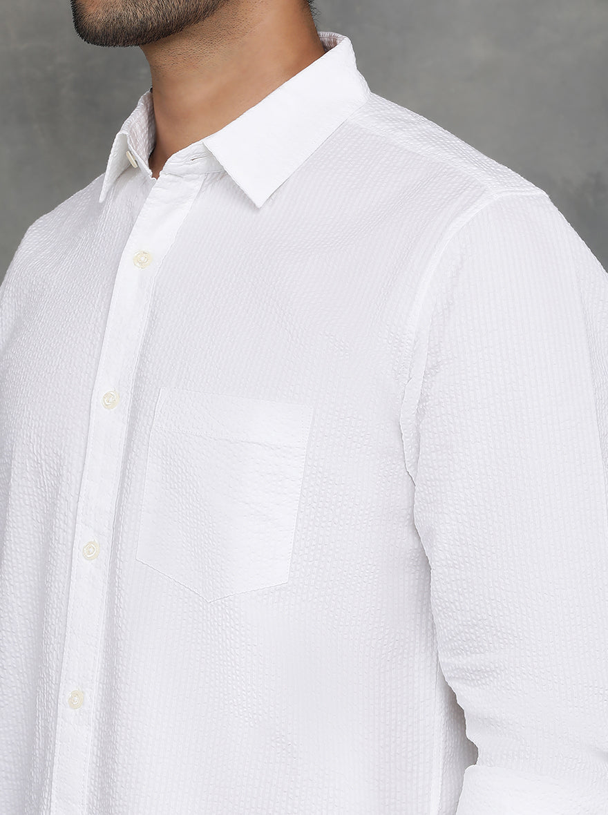 White Solid Slim Fit Casual Shirt | pehervi
