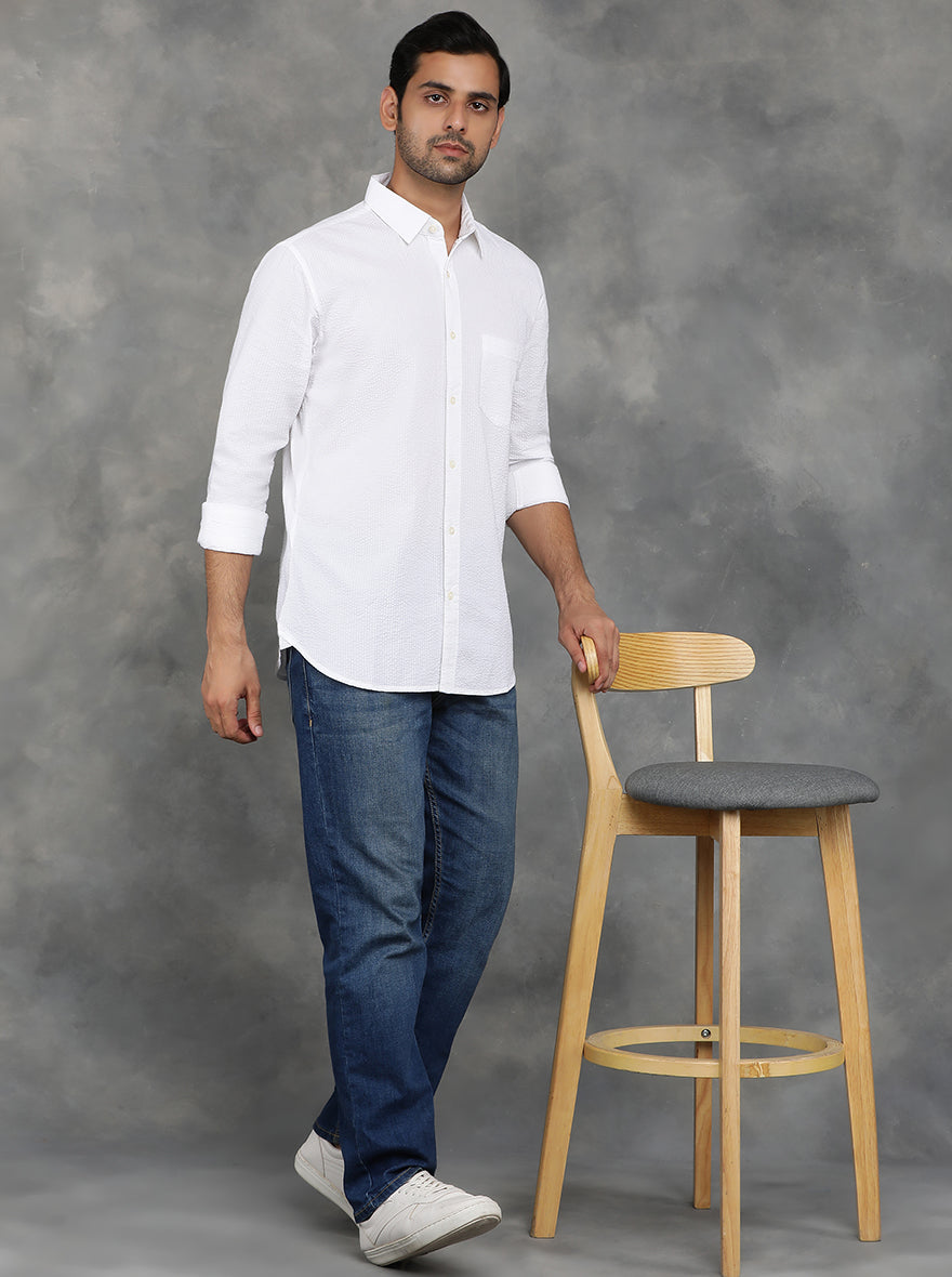 White Solid Slim Fit Casual Shirt | pehervi