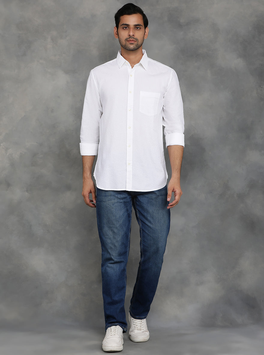 White Solid Slim Fit Casual Shirt | pehervi