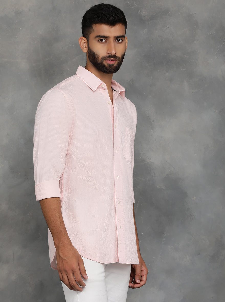 Light Pink Solid Slim Fit Casual Shirt | pehervi