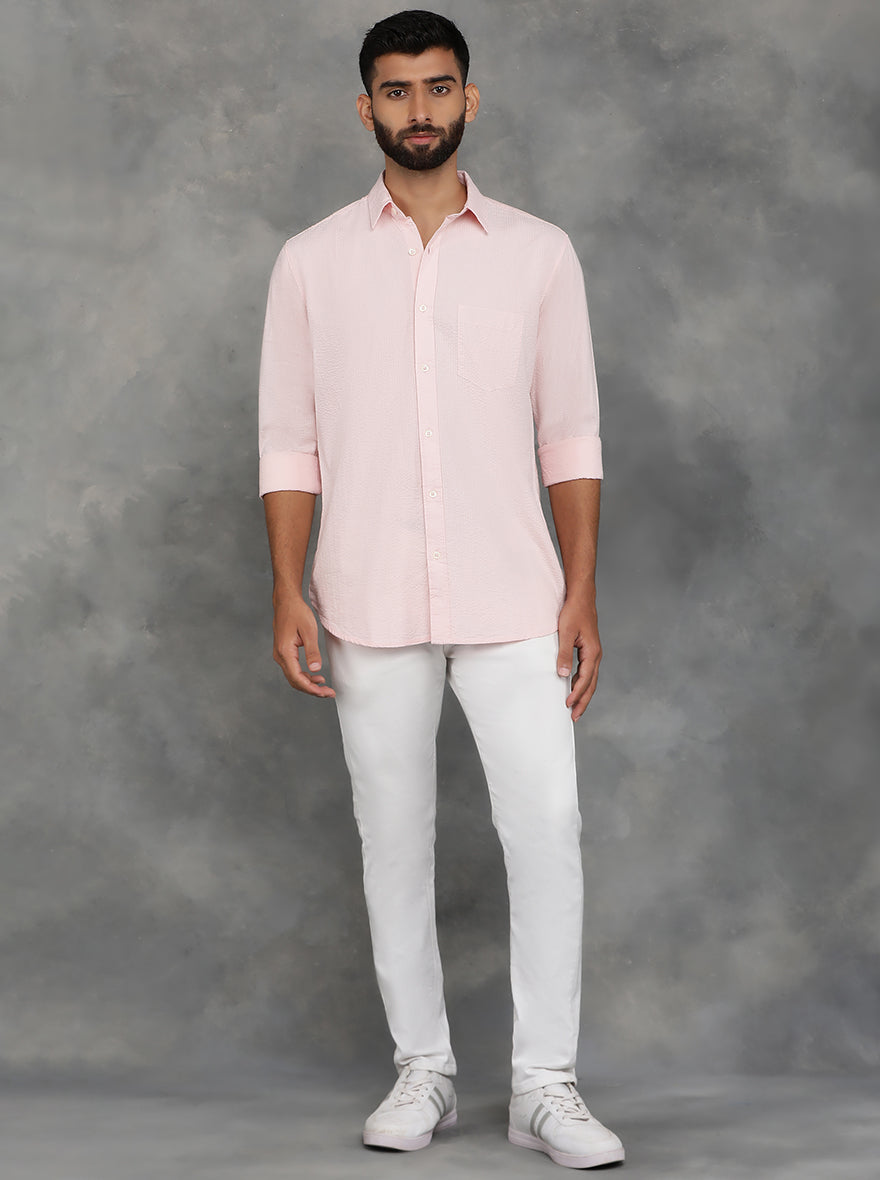 Light Pink Solid Slim Fit Casual Shirt | pehervi