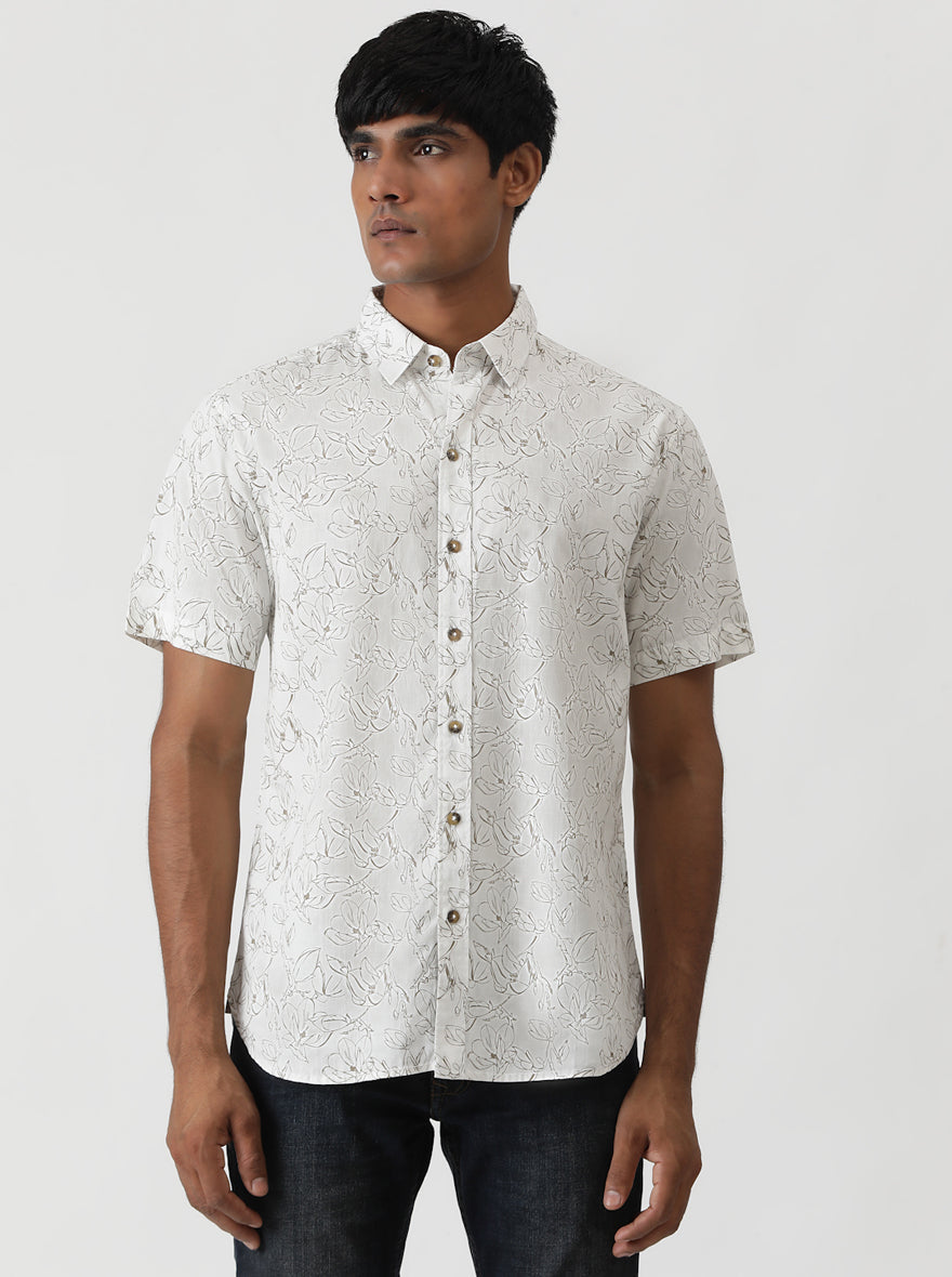 White Printed Slim Fit Casual Shirt | pehervi