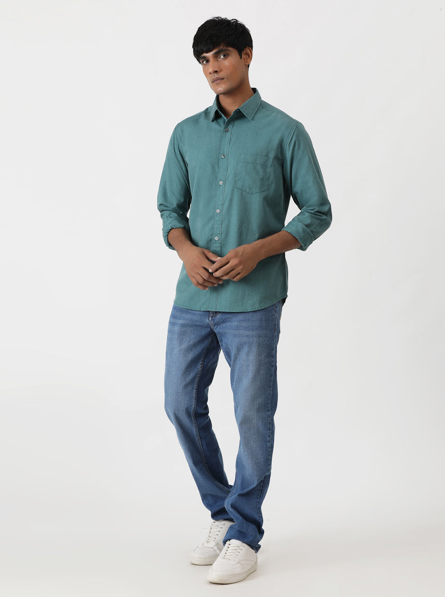 Green Solid Slim Fit Casual Shirt | pehervi