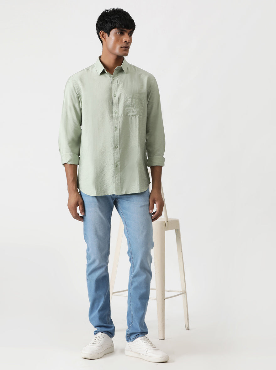 Green Solid Slim Fit Casual Shirt | pehervi