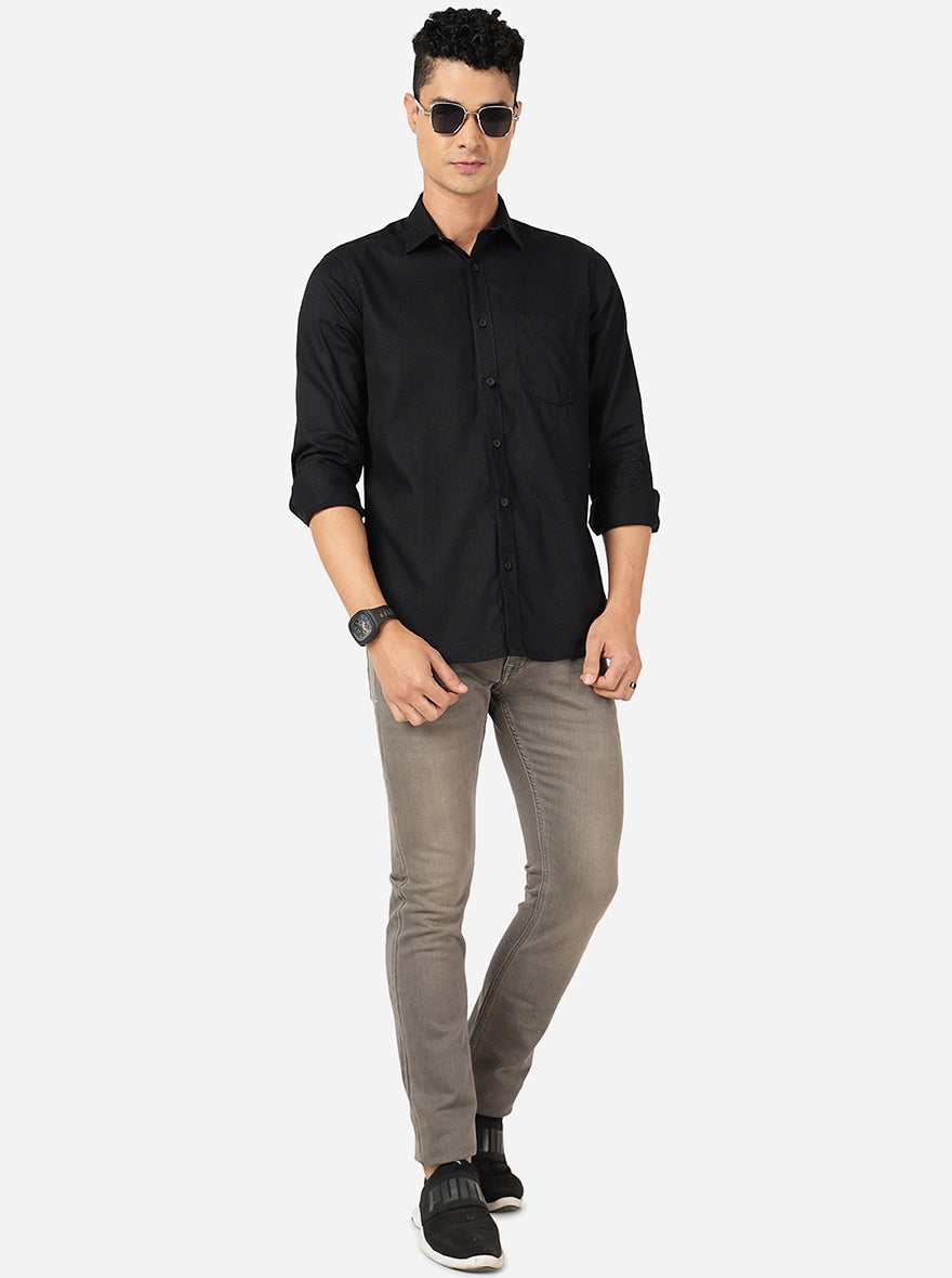 Black Solid Slim Fit Semi Casual Shirt | Pehervi