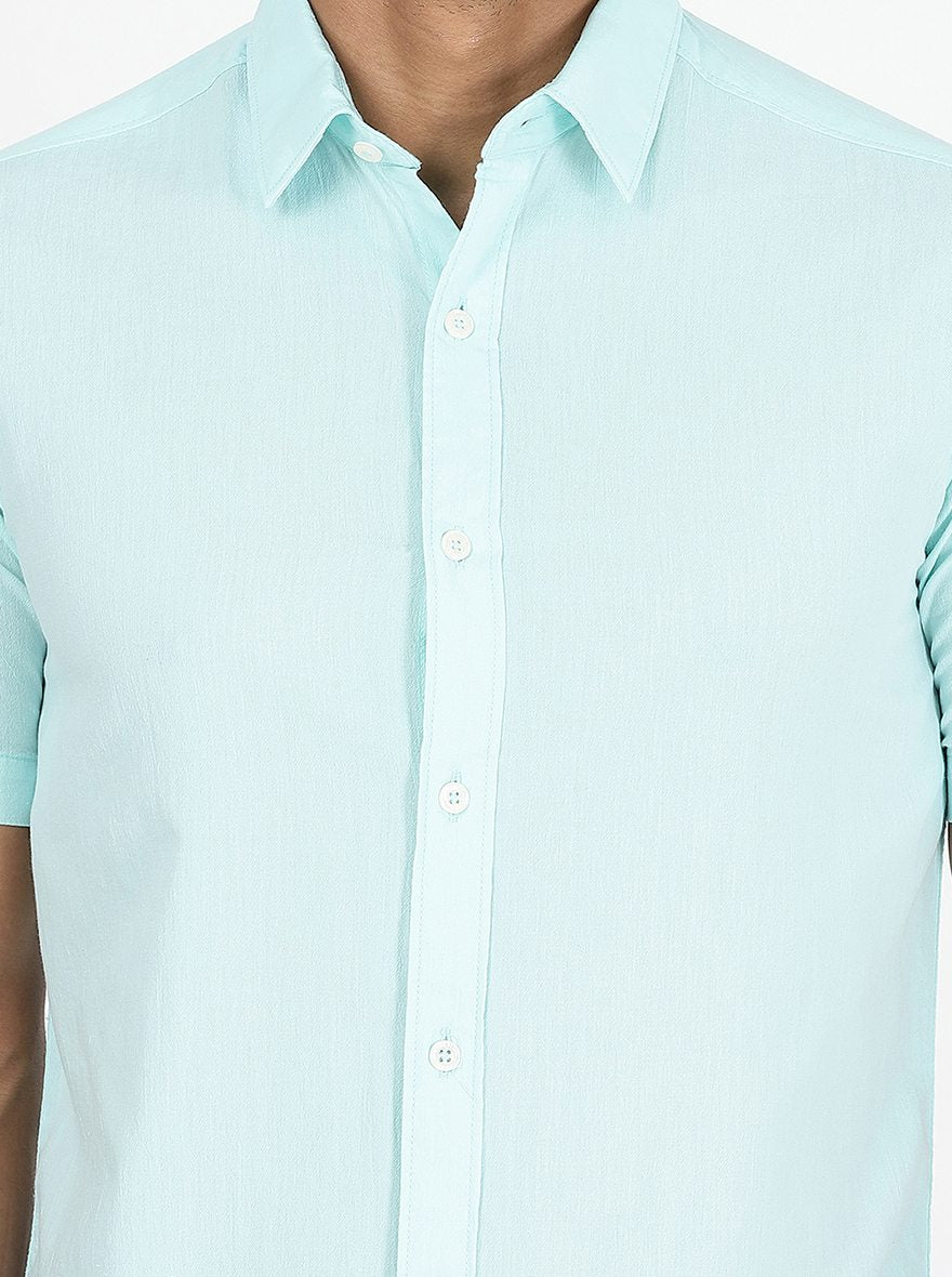 Light Blue Solid Slim Fit Casual Shirt | pehervi