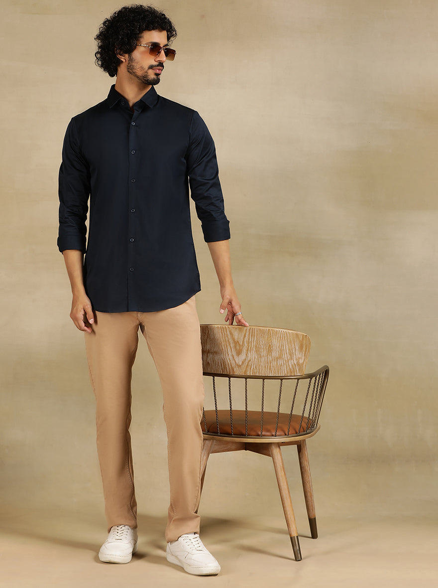 Navy Blue Solid Slim Fit Casual Shirt | pehervi