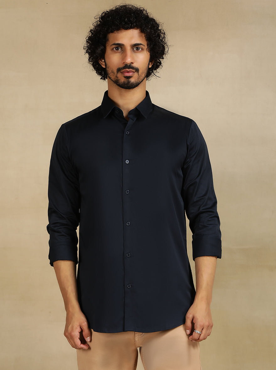 Navy Blue Solid Slim Fit Casual Shirt | pehervi