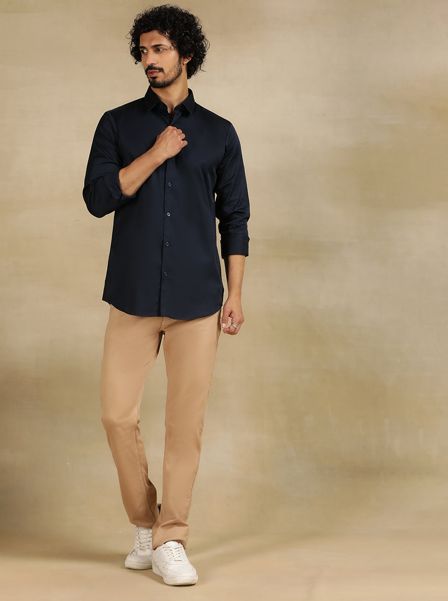 Navy Blue Solid Slim Fit Casual Shirt | pehervi