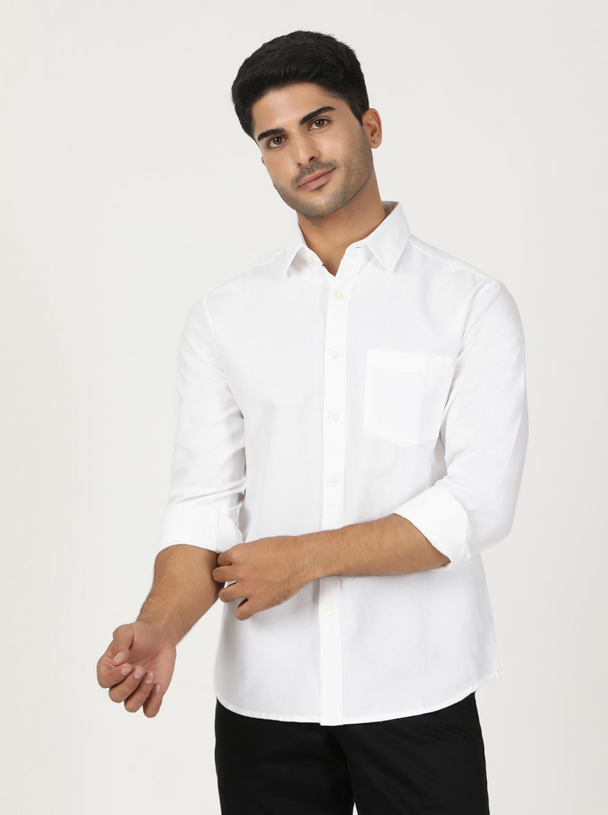 White Solid Slim Fit Casual Shirt | pehervi