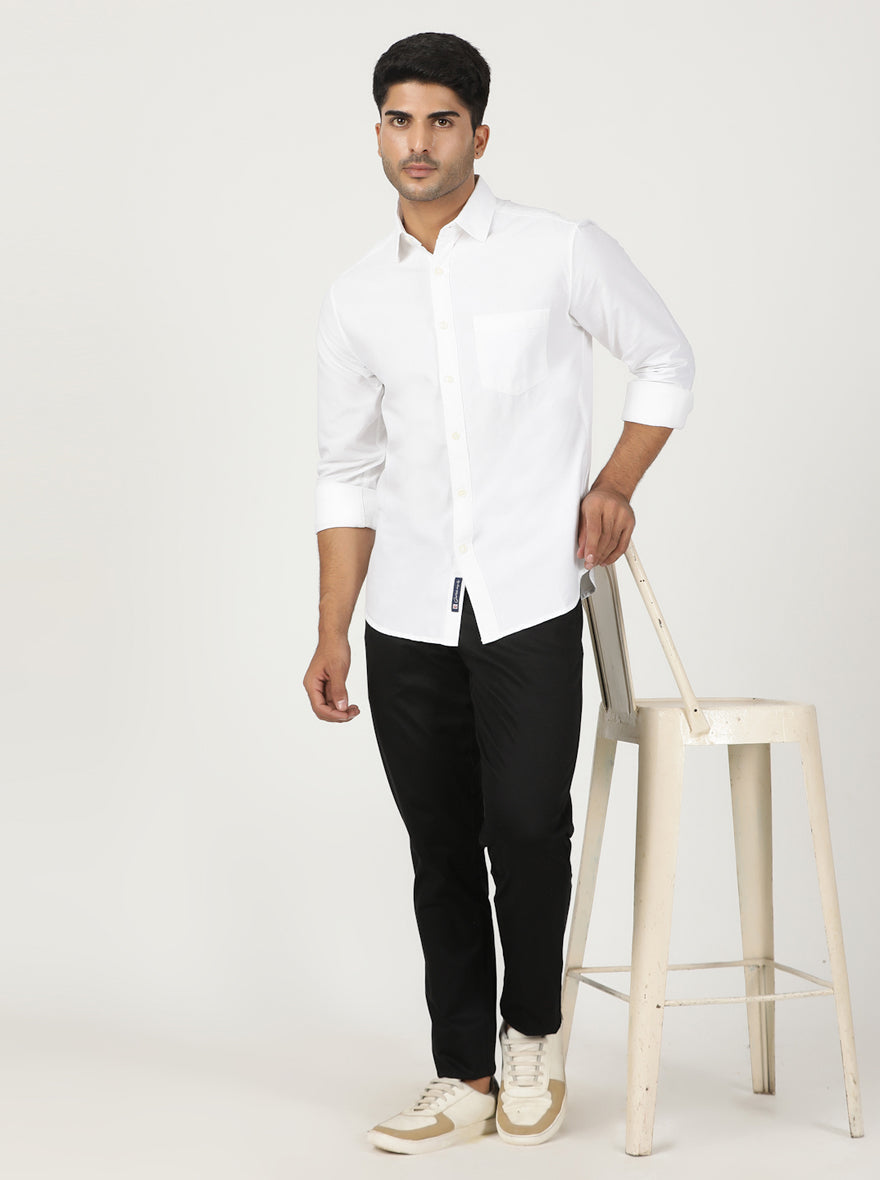 White Solid Slim Fit Casual Shirt | pehervi