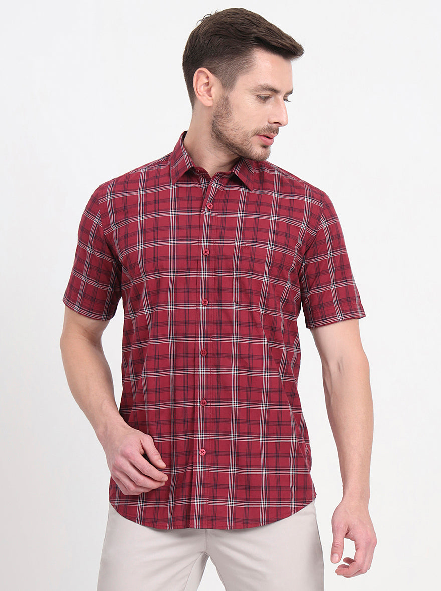 Maroon Checked Regular Fit Semi Casual Shirt | Pehervi