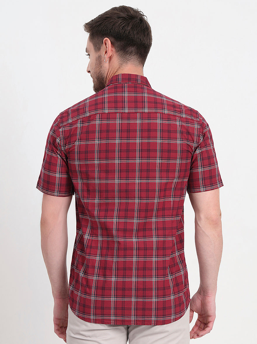 Maroon Checked Regular Fit Semi Casual Shirt | Pehervi