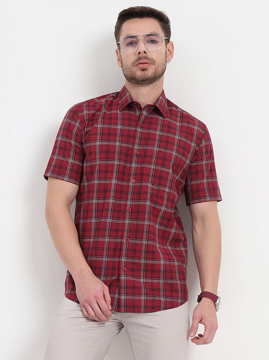 Maroon Checked Regular Fit Semi Casual Shirt | Pehervi