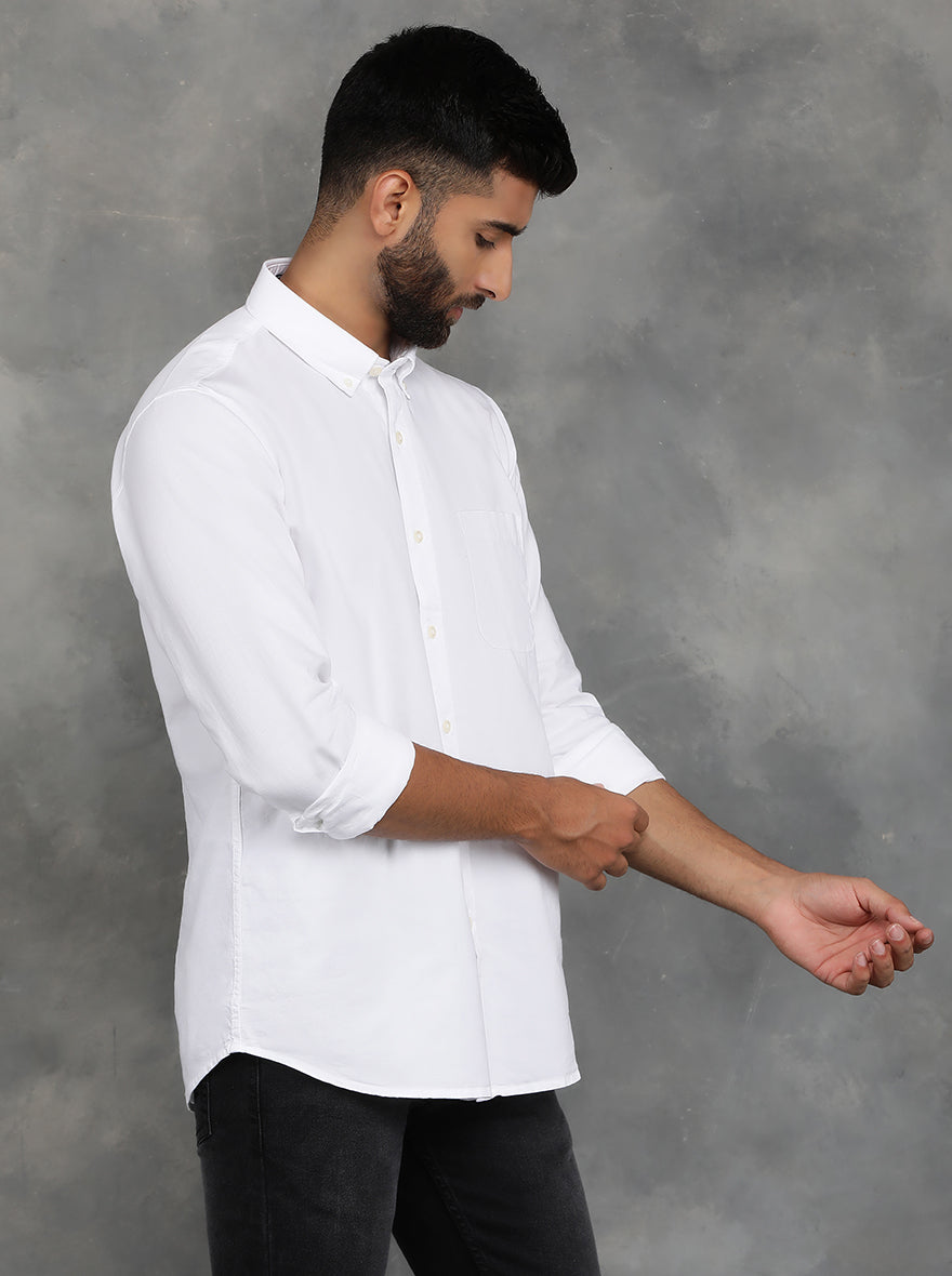 White Solid Slim Fit Casual Shirt | pehervi
