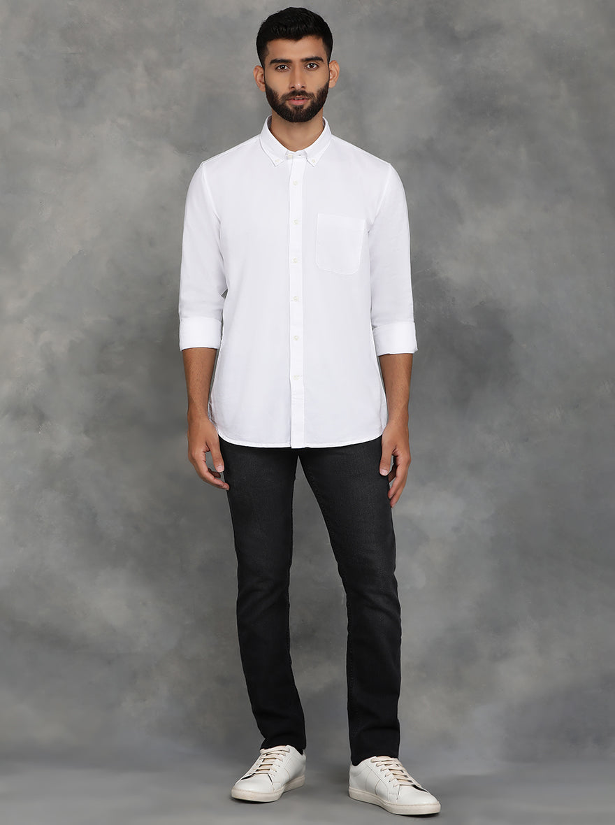 White Solid Slim Fit Casual Shirt | pehervi