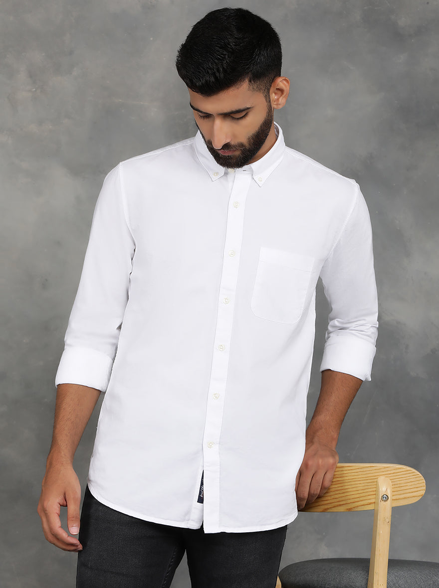 White Solid Slim Fit Casual Shirt | pehervi