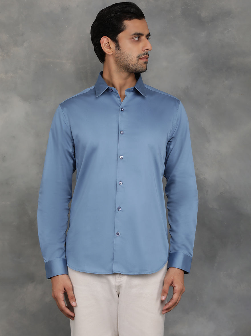 Blue Solid Slim Fit Casual Shirt | pehervi