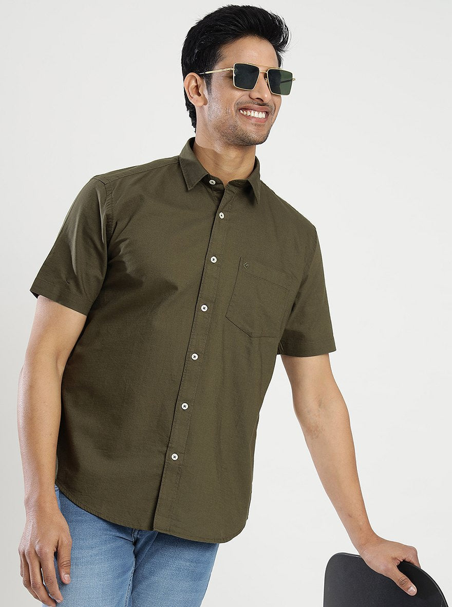 Olive Green Solid Smart Fit Semi Casual Shirt | Pehervi
